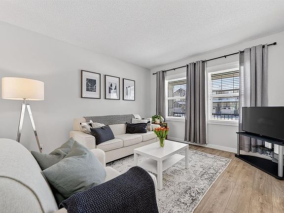 4th image of 442 S Hillcrest Rd SW