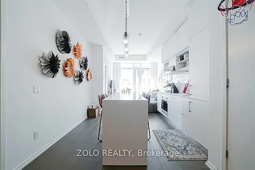 5 Soudan Ave #1101 Photo 1