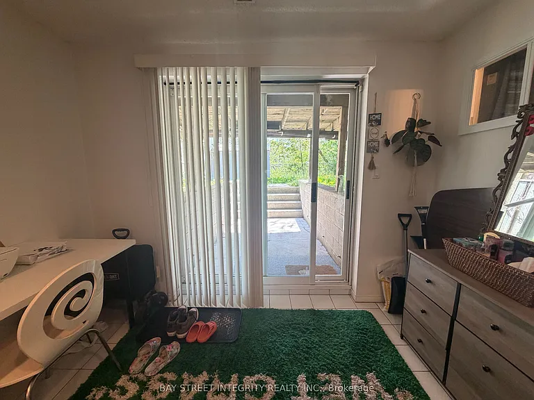 5110 Nishga Ct — Photo 2