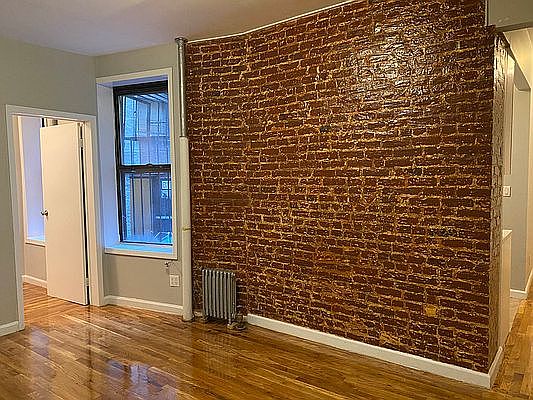 2nd image of 124 E 103rd St