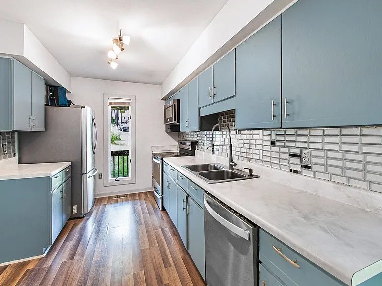 3606 Top Of The Pines Ct — Photo 4