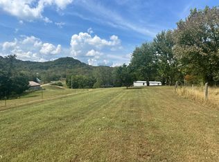 71 Overview Dr, Hustonville, KY 40437