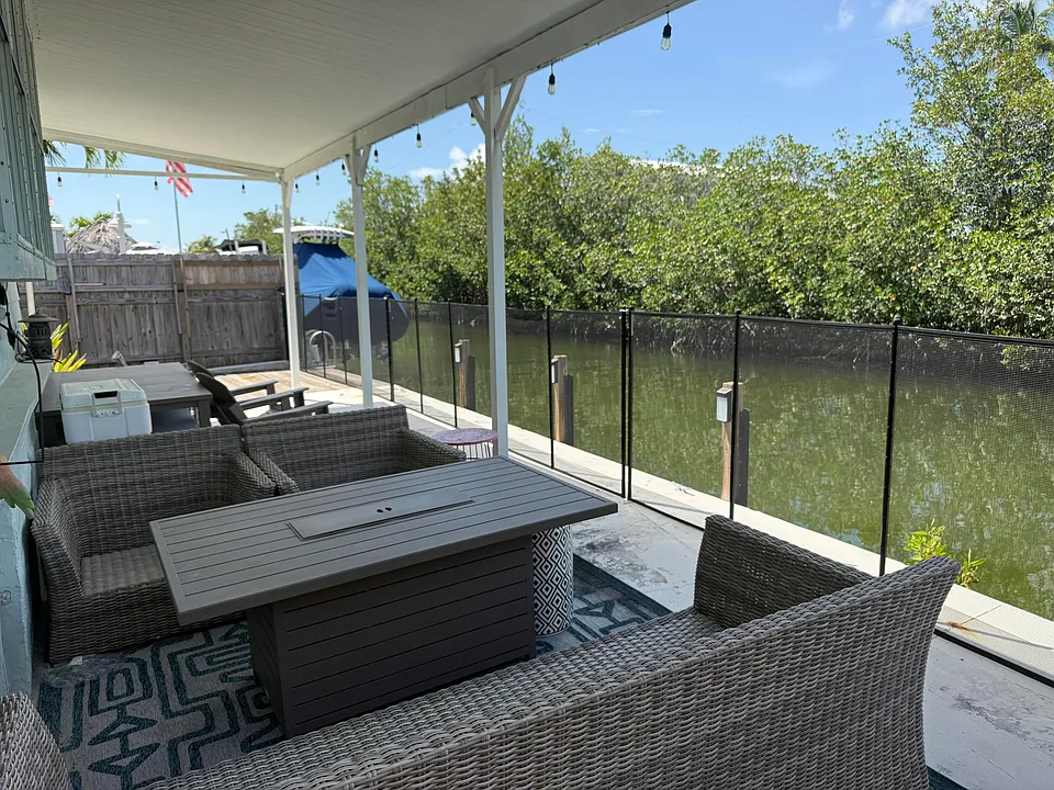 20 Pigeon Dr
