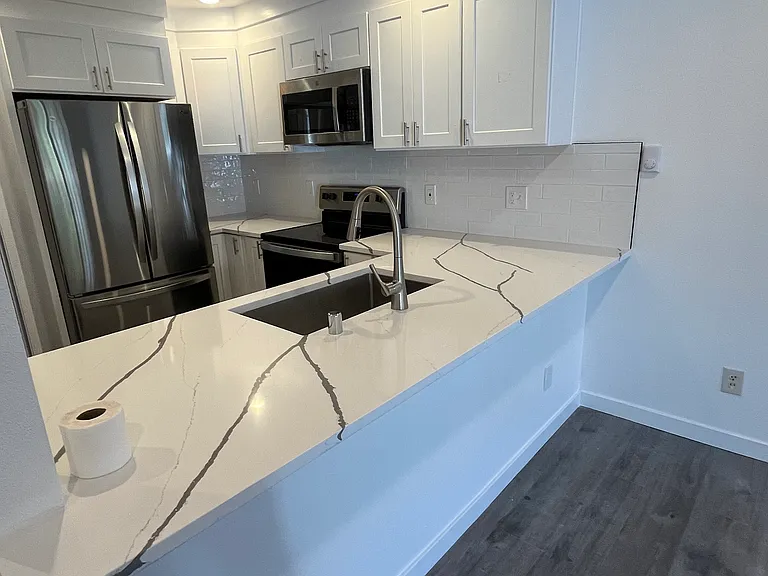 1463 20th Ave #6 — Photo 1