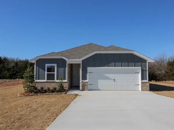 216 Wrangler Pass, Stillwater, OK 74075