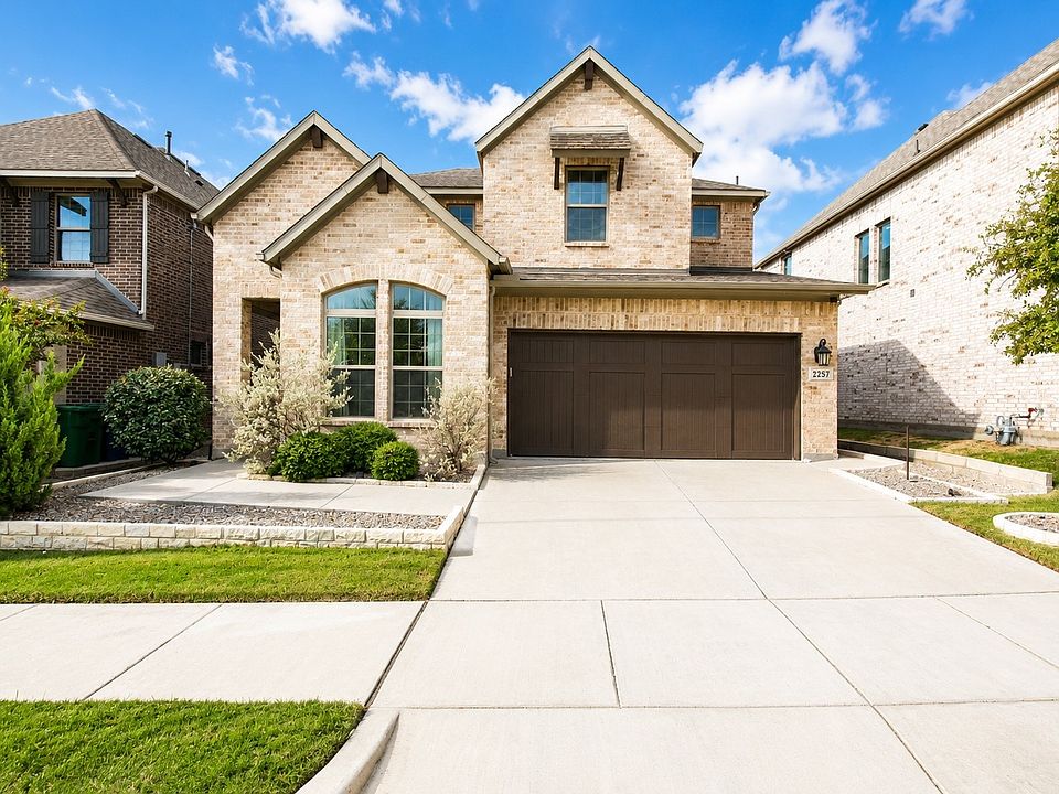 1st image of 2257 Lexington Way