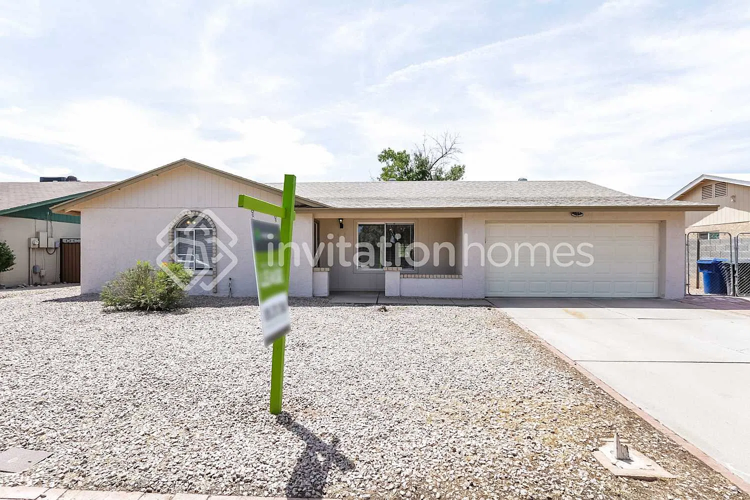 917 W Lindner Ave Mesa, AZ 85210 — Photo 1