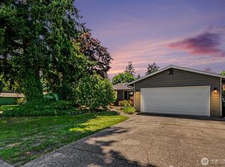 28605 30th Avenue S, Federal Way, WA 98003
