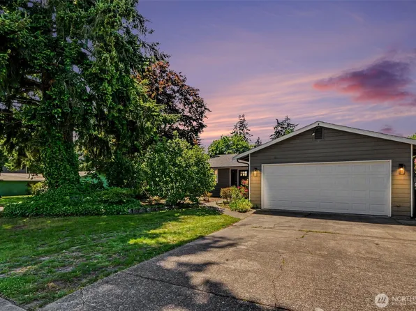 28605 30th Avenue S, Federal Way, WA 98003