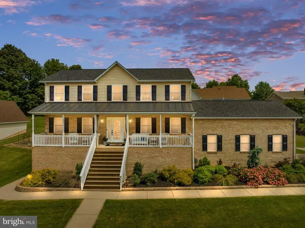 745 Stonecrest Dr, Woodstock, VA 22664