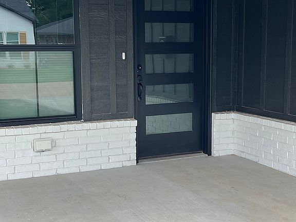 5th image of 902 E Cottonwood Ct