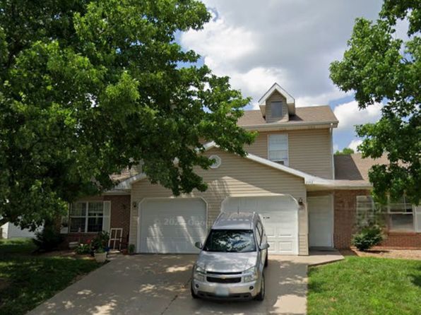 2309 Churchill Dr