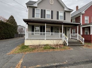 27 Maple St #2, Waterville, ME 04901