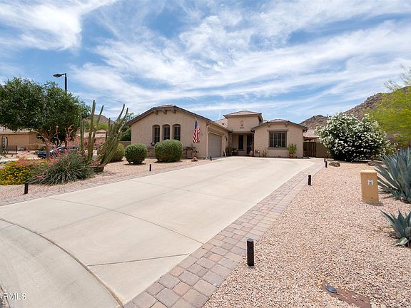3rd image of 31962 N Larkspur Dr