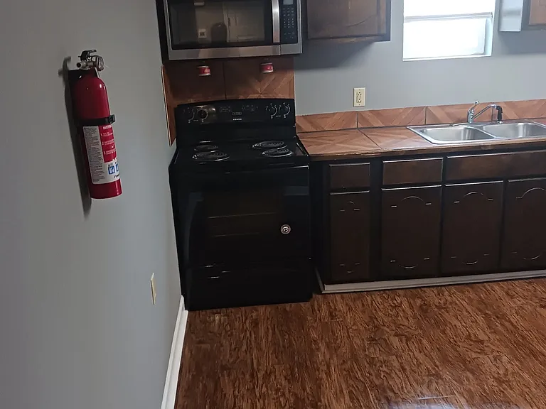 297 Melrose Dr SW — Photo 8