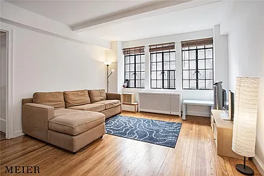 Rented by MEIER