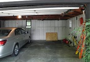 4th image of 1816 Oakdale Ave