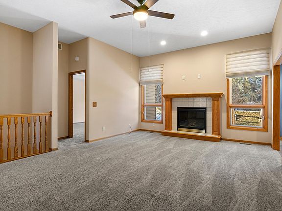 2nd image of 104 W Ferndale Dr