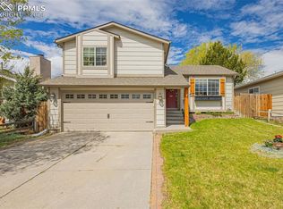 6334 Chantilly Pl, Colorado Springs, CO 80922