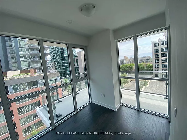 38 Iannuzzi St #810 — Photo 6