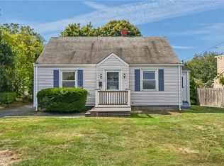 16 King Rd, Middletown, RI 02842