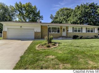 2206 Makemie Ave, Springfield, IL 62704
