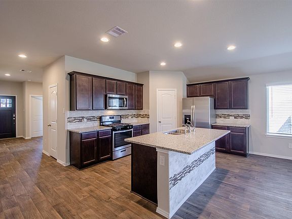2nd image of 13966 Fort Ward Way