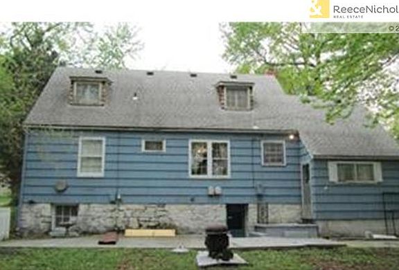 Great back yard with expanded patio, walk-up basement