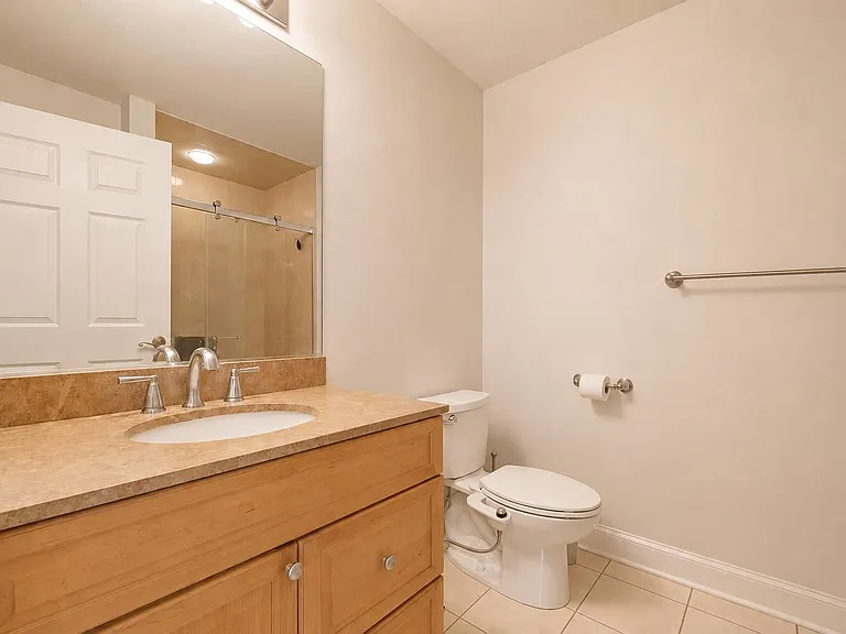 311 Washington St #9C — Photo 9