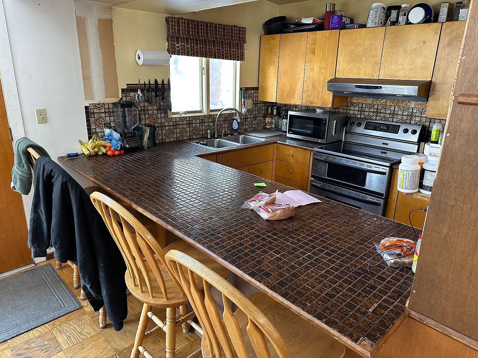 5 bed, 2444 sqft, $950 — Photo 4