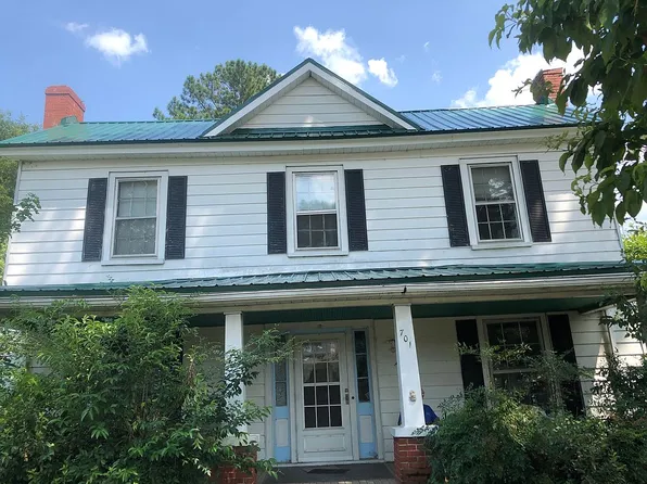 701 Roanoke St, Scotland Neck, NC 27874