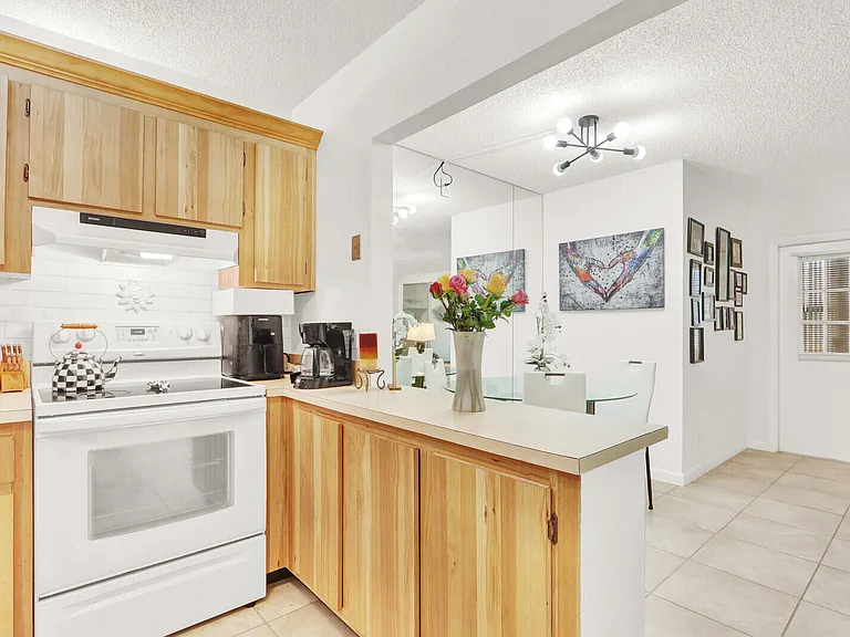 309 Knotty Pine Cir #A-1 — Photo 10