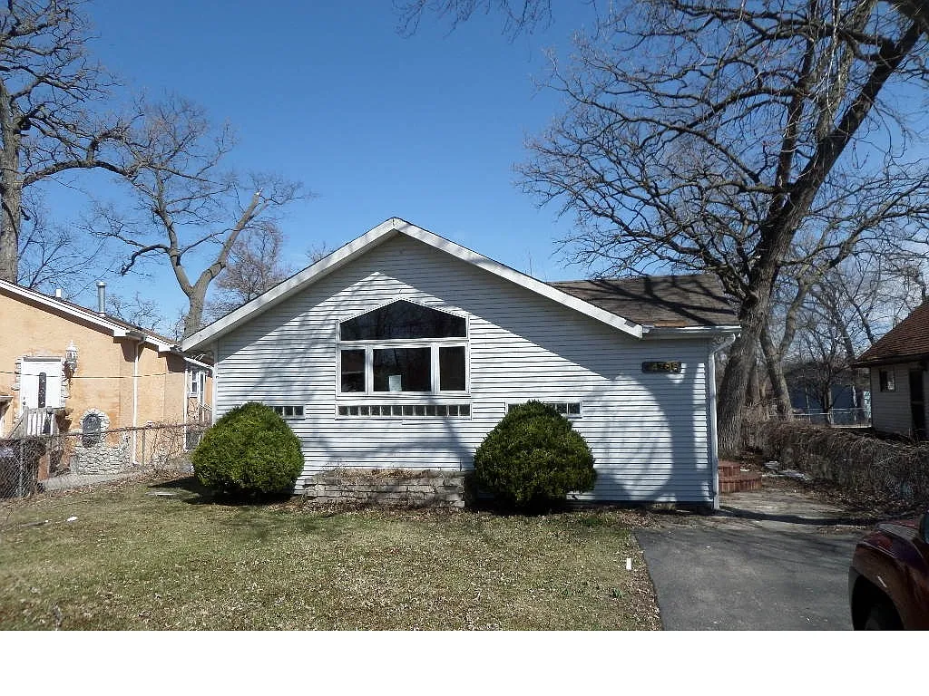 24708 W Norelius Ave photo 1