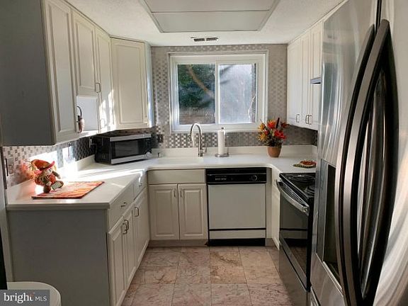 4th image of 3251 S Leisure World Blvd #108-A