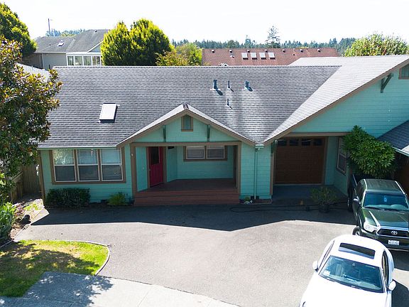 3rd image of 2202 Ravenwood Pl Unit B