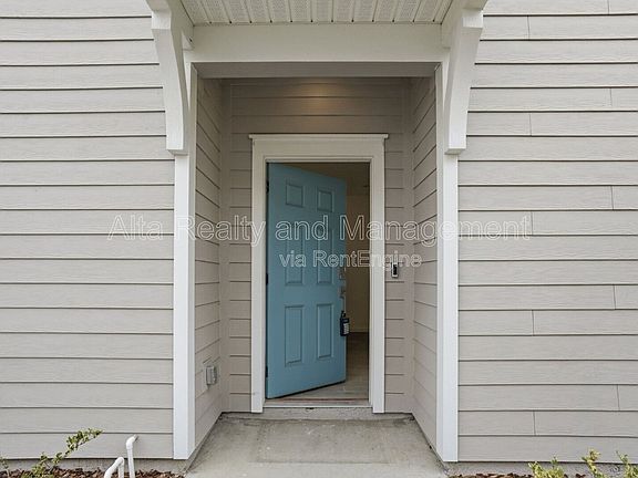 3rd image of 3976 Ornamental Ln