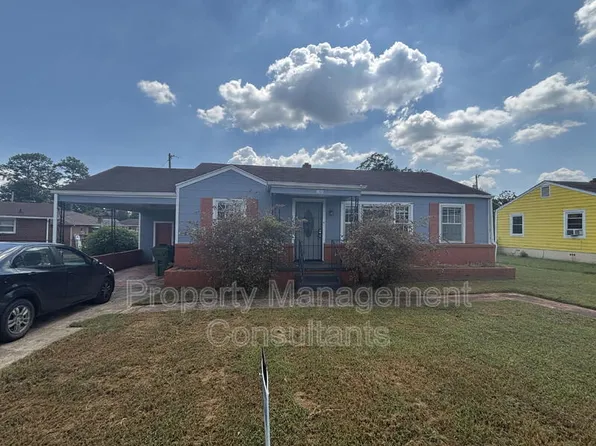 2303 Hammonds Ave NW, Huntsville, AL 35816