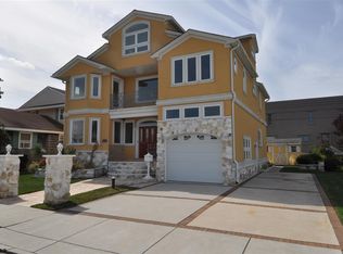 414 N Huntington Ave, Margate, NJ 08402