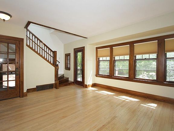 2nd image of 3421 N Frederick Ave #3421