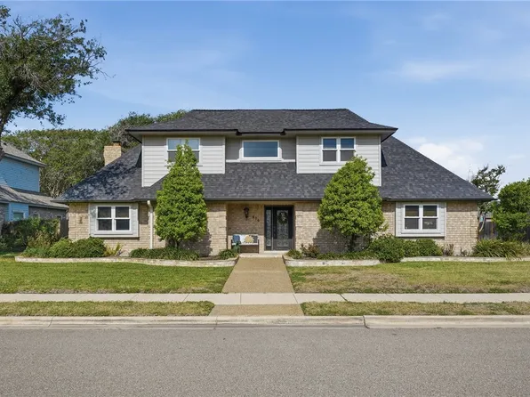 616 Colonial Dr, Portland, TX 78374