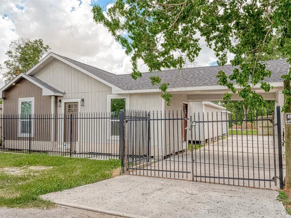 3014 Delia St, Houston, TX 77026