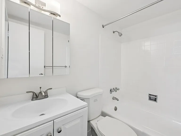 1350 15th Street — Photo 16