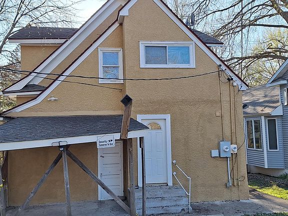 5th image of 3614 Russell Ave N
