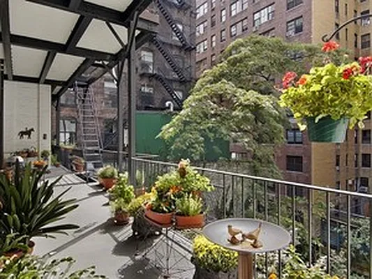 Sold by Corcoran | media 17