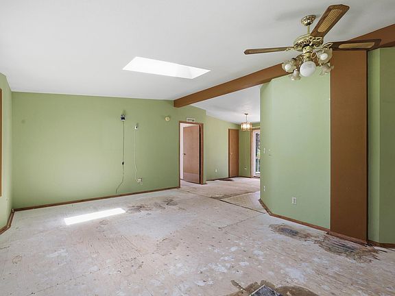 5th image of 28608 N River Estates Dr