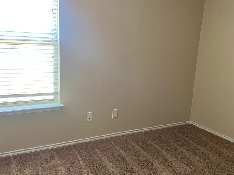 935 Brookview Dr #A — Photo 12