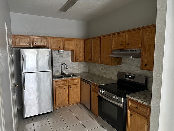 4th image of 5204 Daybreak Dr