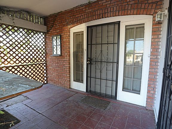 3rd image of 1348 N Euclid Ave #1