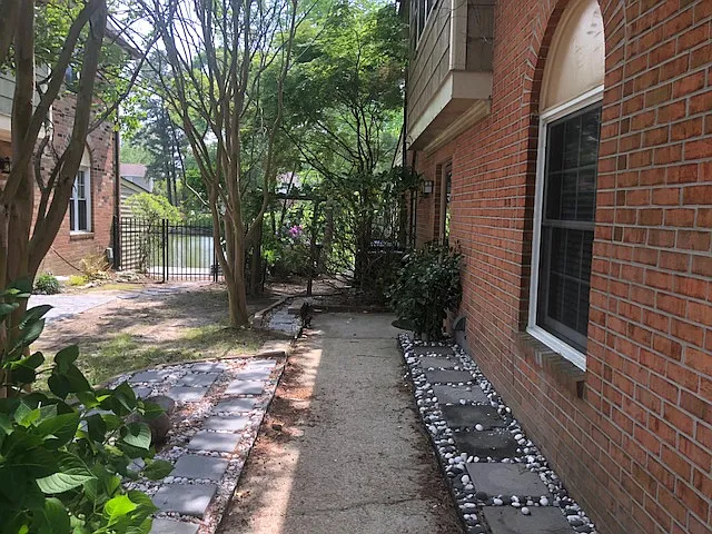 3571 Sir Wilfred Pl — Photo 4