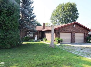 7281 Flamingo Rd, Algonac, MI 48001